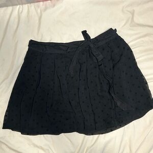 American Eagle black polka dot front tie skirt